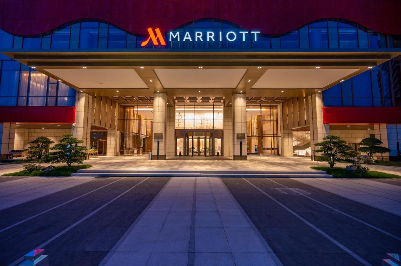 Wuhan Marriott Hotel Hankou Exterior foto